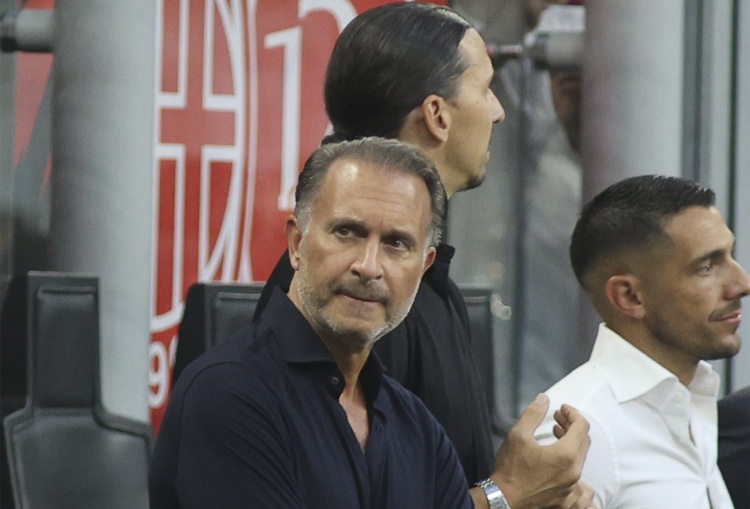 世界杯官方认证-米体：红鸟资本创始人卡尔迪纳莱回访米兰，与球队高层及球员会面